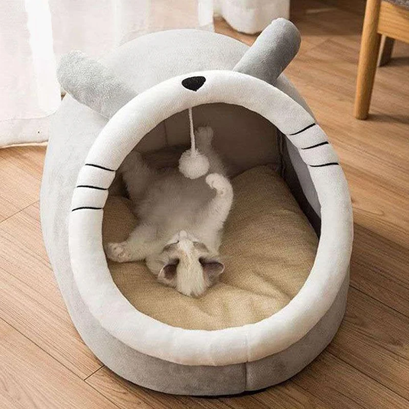 Cozy Cat Bed with Cartoon Ears - Foldable & Washable